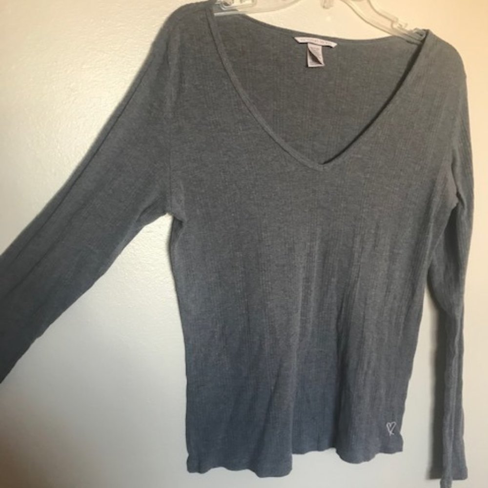 Victoria's Secret - Grey Long Sleeves